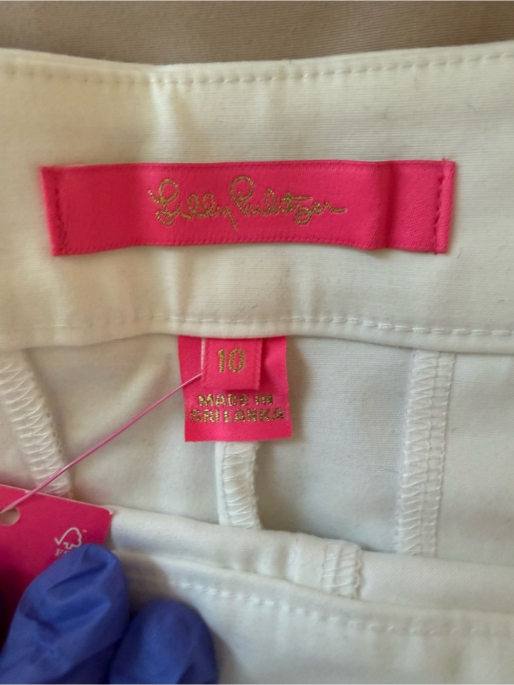 NWT Lilly Pulitzer Alessi Stretch Shorts in Resort White - Picture 3 of 3